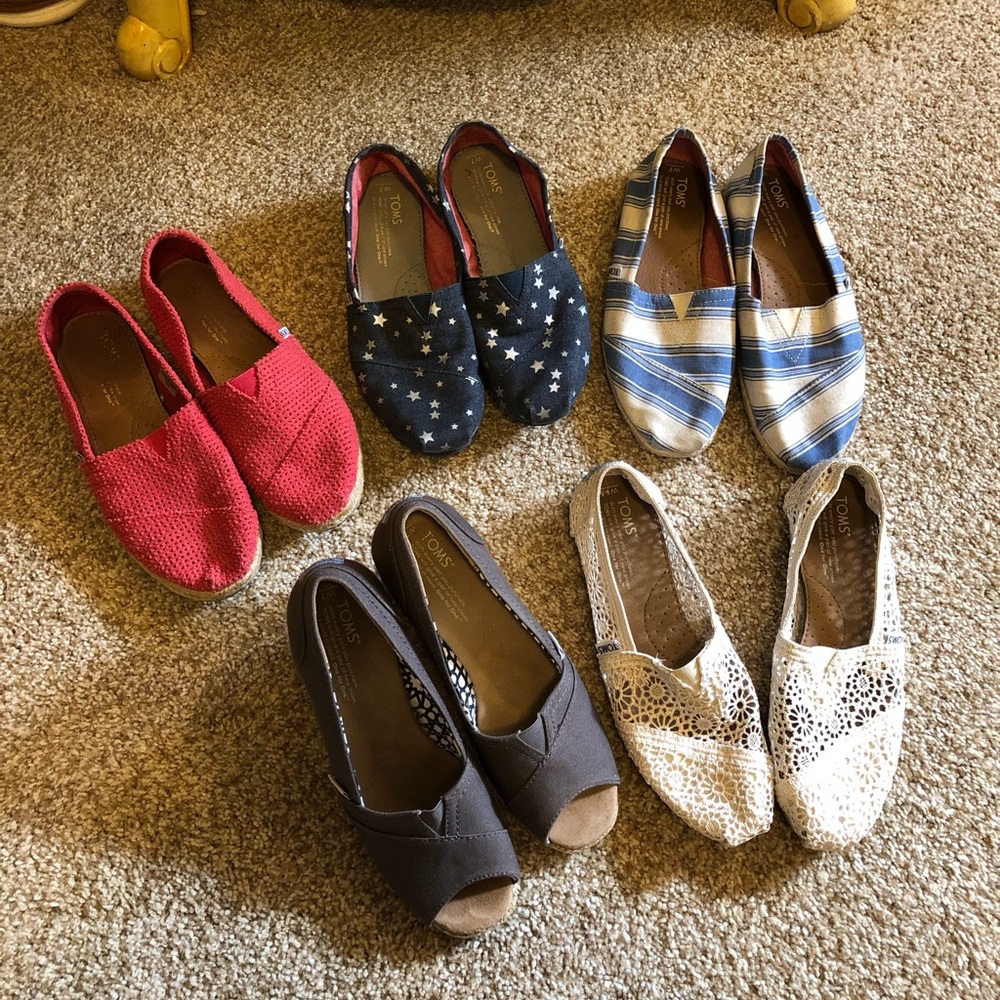 Toms